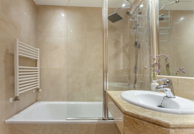 Apartamento en Madrid - Apartamento Sabatini en Principe Pio Apartamento en Madrid - Apartamento Sabatini en Principe Pio