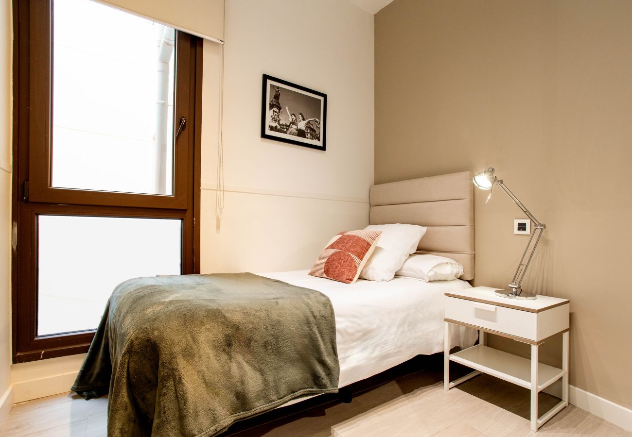 Apartamento en Madrid - Apartamento Apolo VI en Tirso de Molina