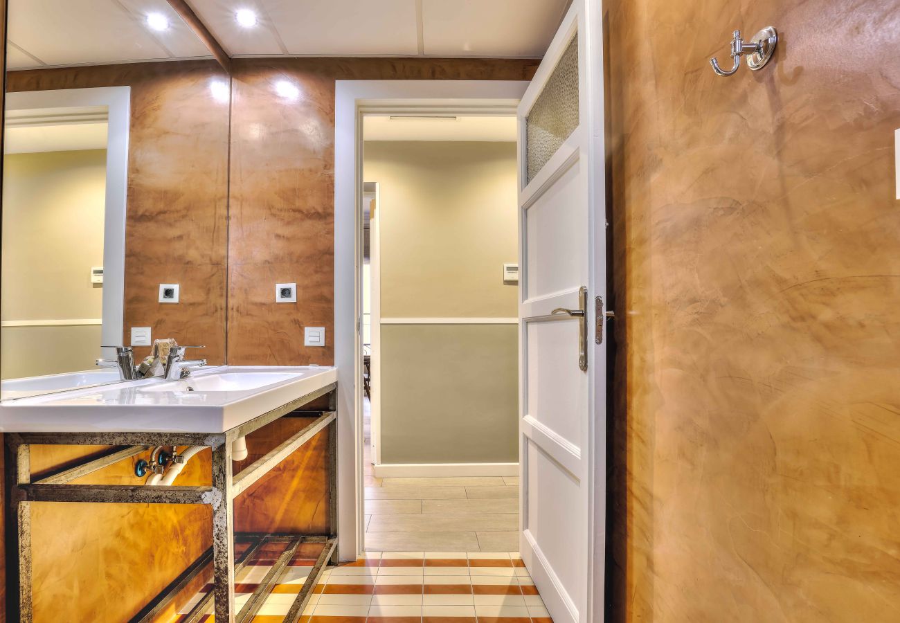 Apartamento en Madrid - Apartamento Apolo IX en Tirso de Molina