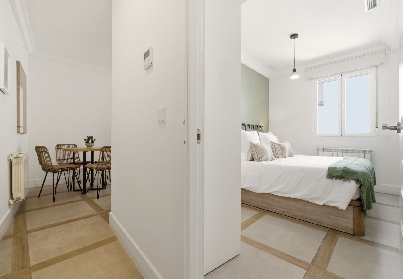 Apartamento en Madrid - Apartamento Casa Cortes VIII en Madrid 