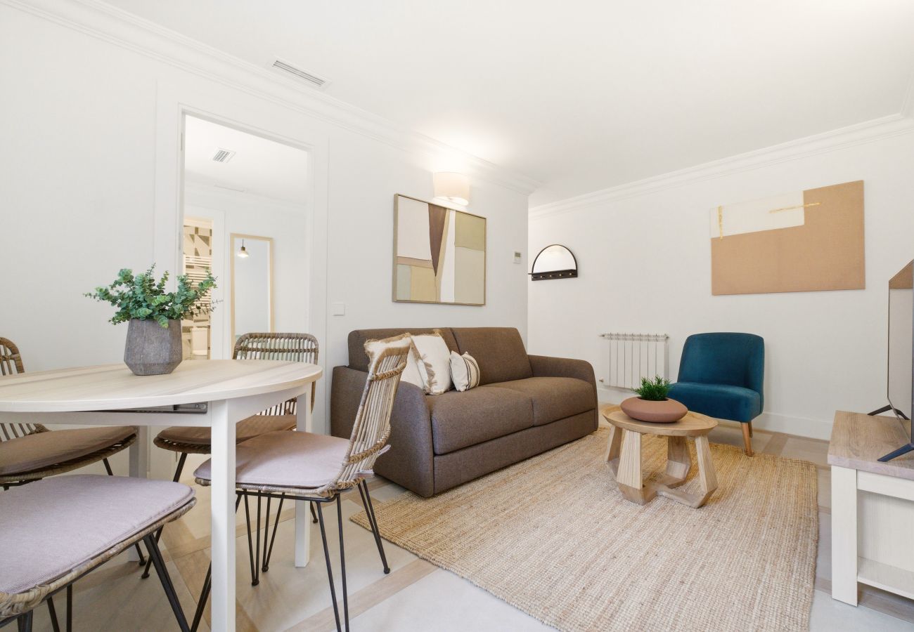 Apartamento en Madrid - Apartamento Casa Cortes XIV en Madrid 