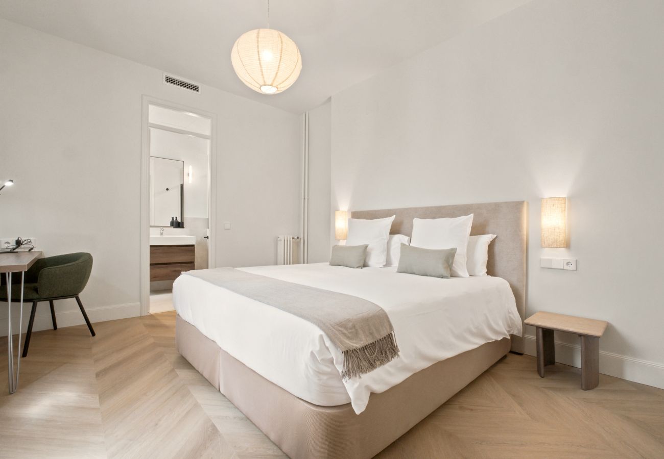 Apartamento en Madrid - Apartamento Almagro Luxe II en Madrid 