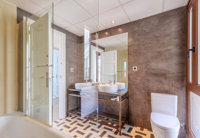 Apartment in Madrid - Apolo Terrace III apartment in Madrid Centro Apartment in Madrid - Apolo Terrace III apartment in Madrid Centro