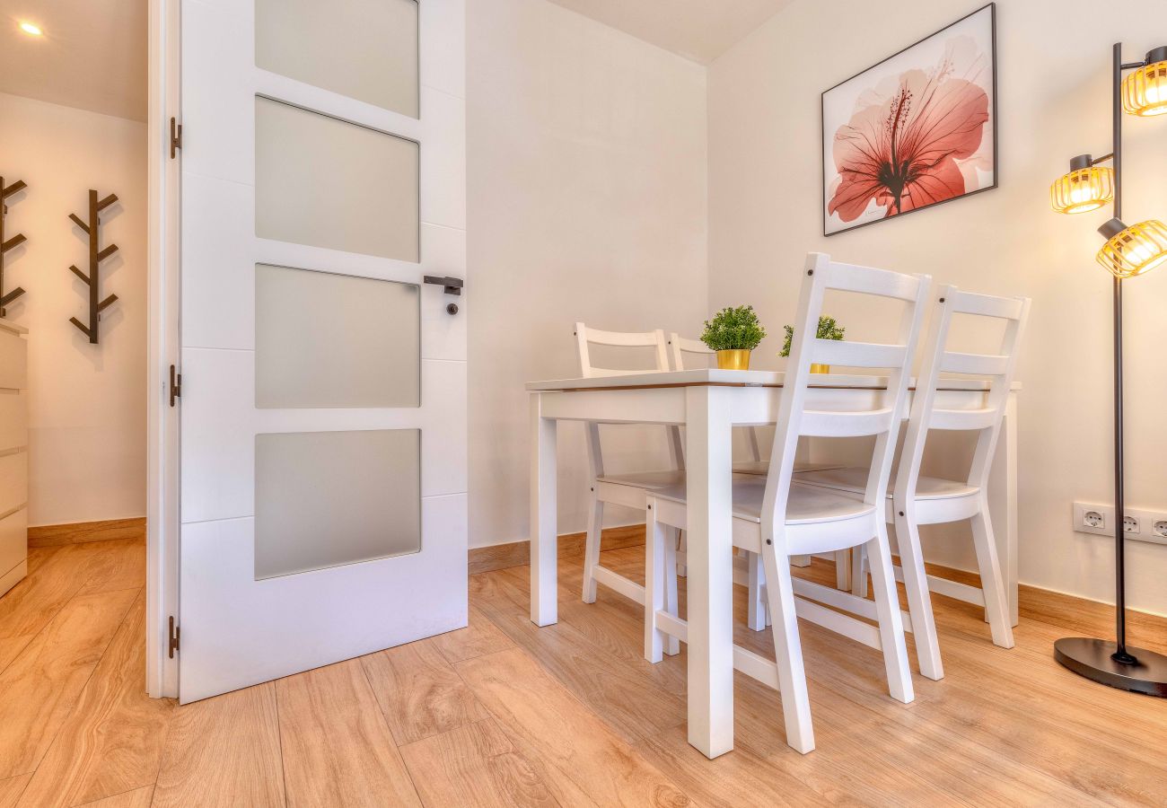 Apartment in Madrid - Metropolitano II apartment in Canillejas