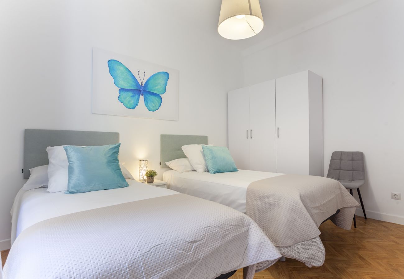 Apartment in Madrid - Artes Exclusive XI apartment in Madrid 