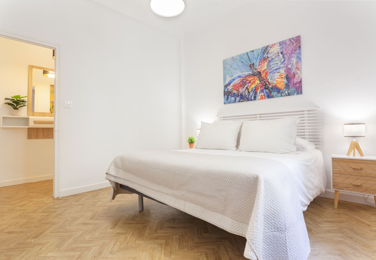 Apartment in Madrid - Artes Exclusive XI apartment in Madrid 