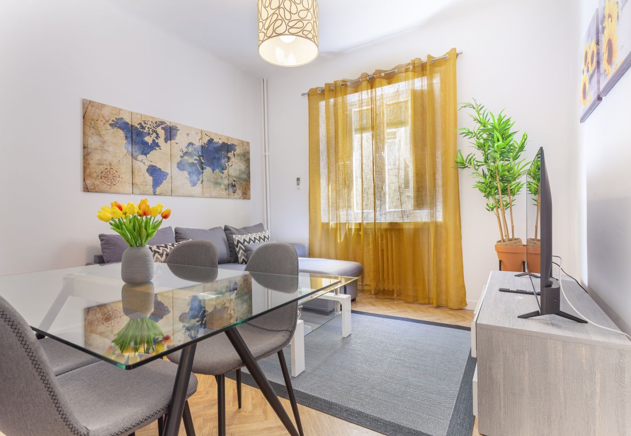 Apartment in Madrid - Artes Exclusive XI apartment in Madrid 