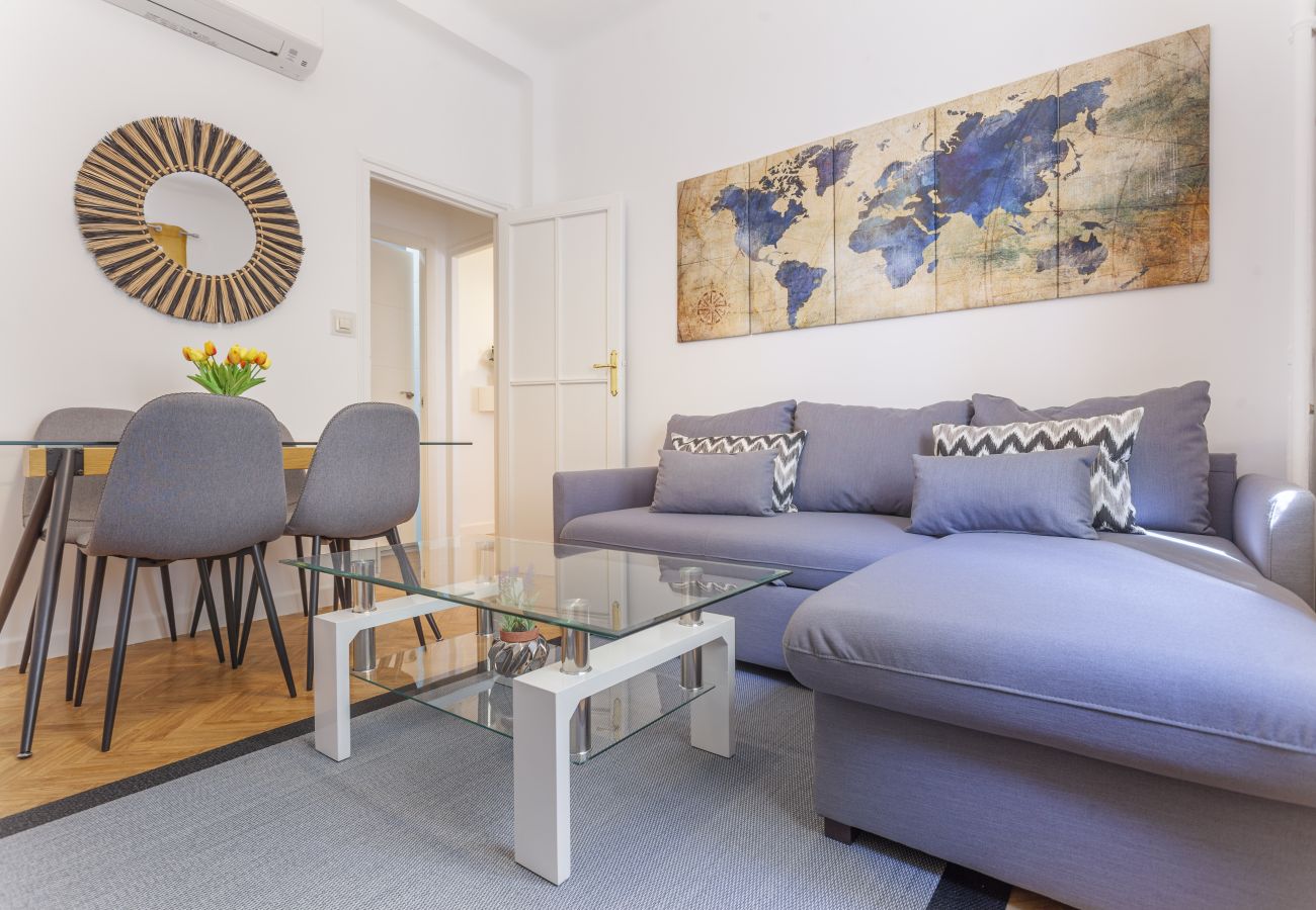 Apartment in Madrid - Artes Exclusive XI apartment in Madrid 