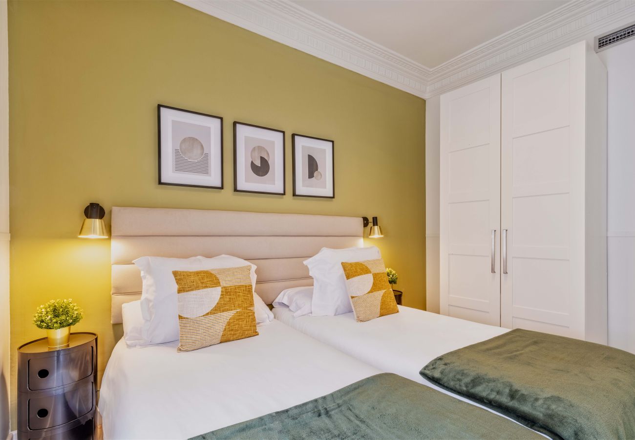 Apartment in Madrid - Apolo VIII apartment in Tirso de Molina