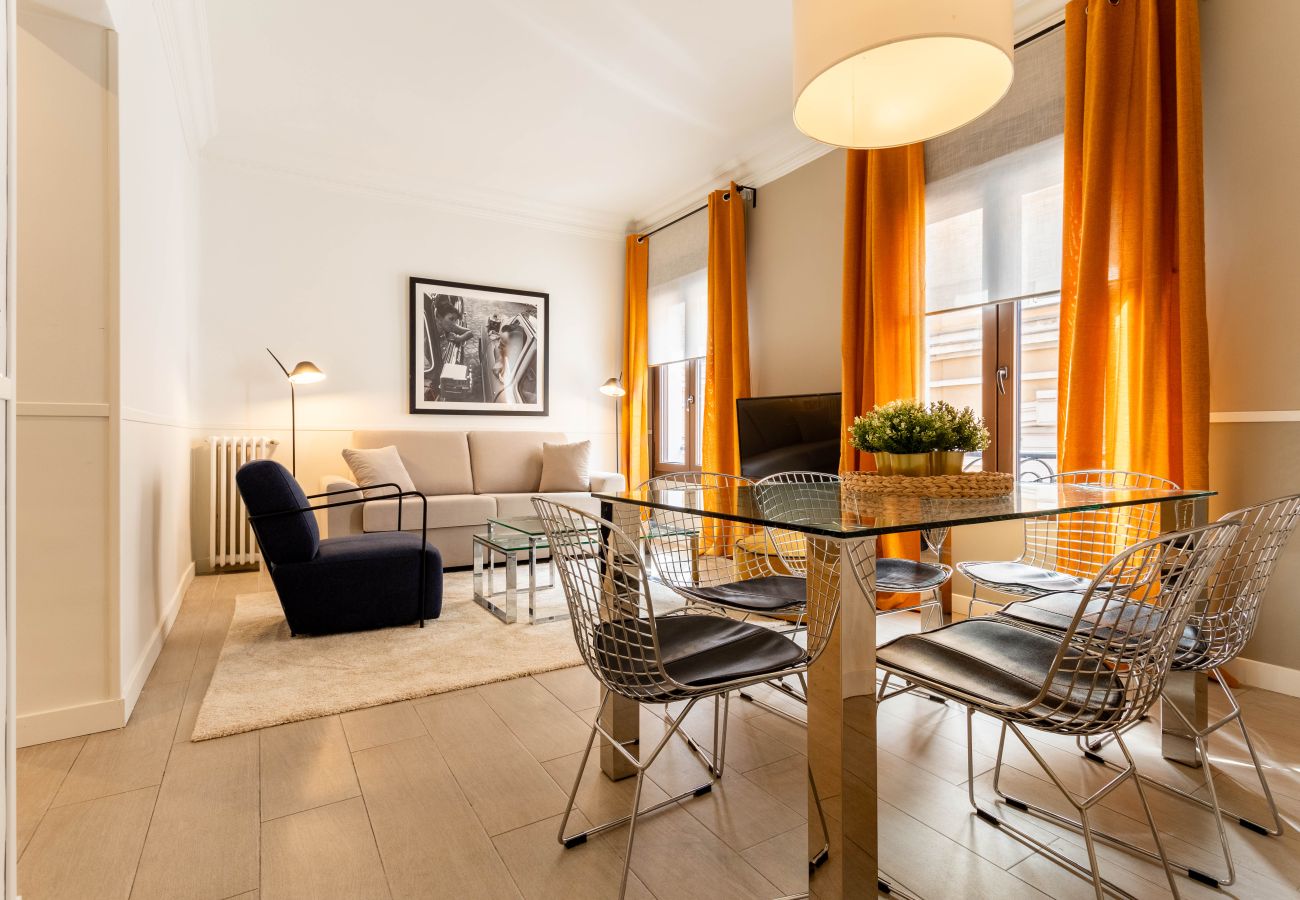 Apartment in Madrid - Apolo V apartment in Tirso de Molina
