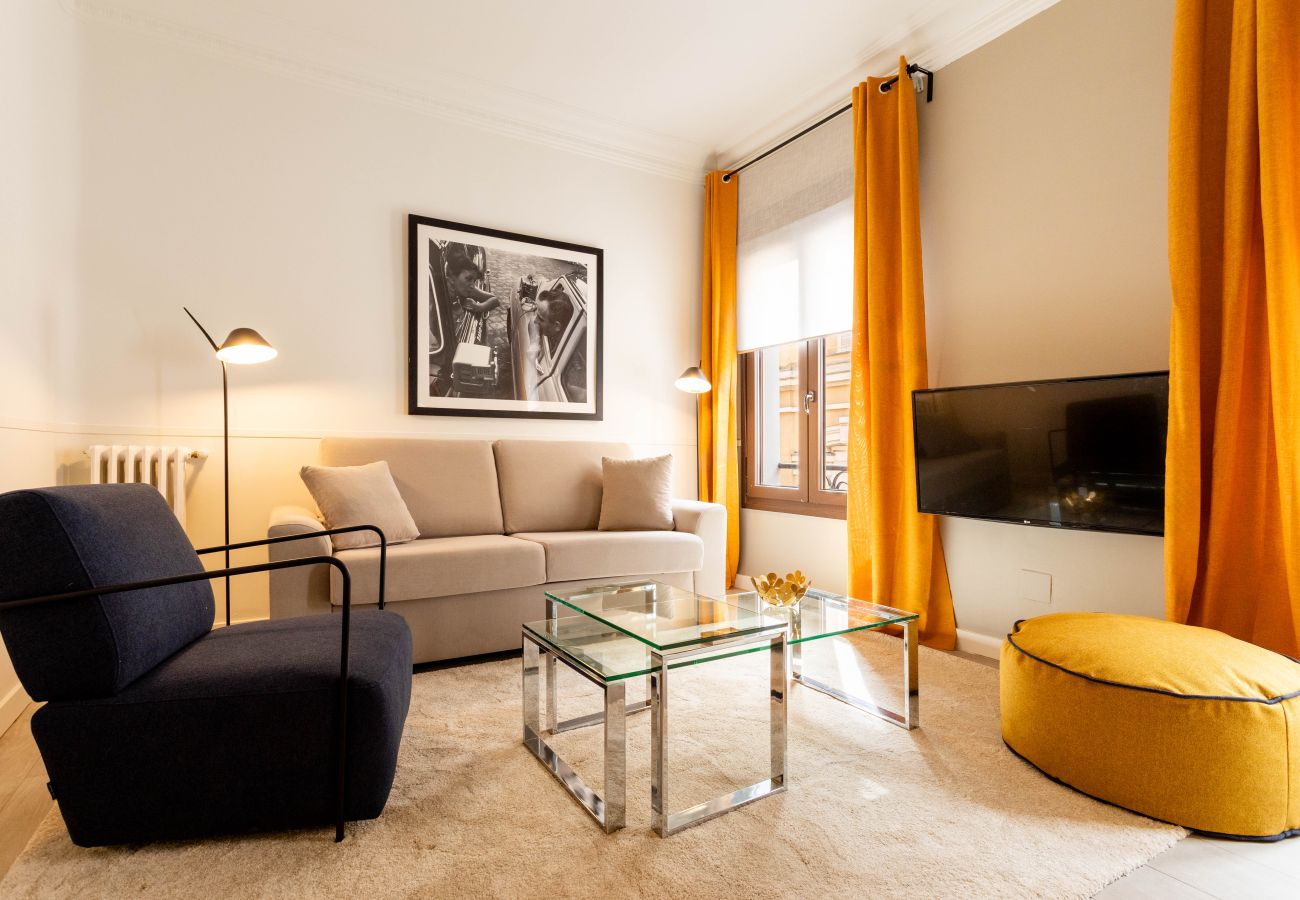Apartment in Madrid - Apolo V apartment in Tirso de Molina