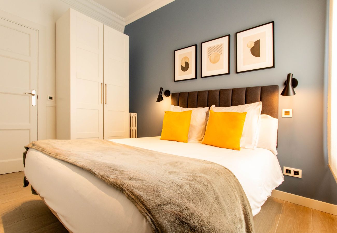 Apartment in Madrid - Apolo V apartment in Tirso de Molina