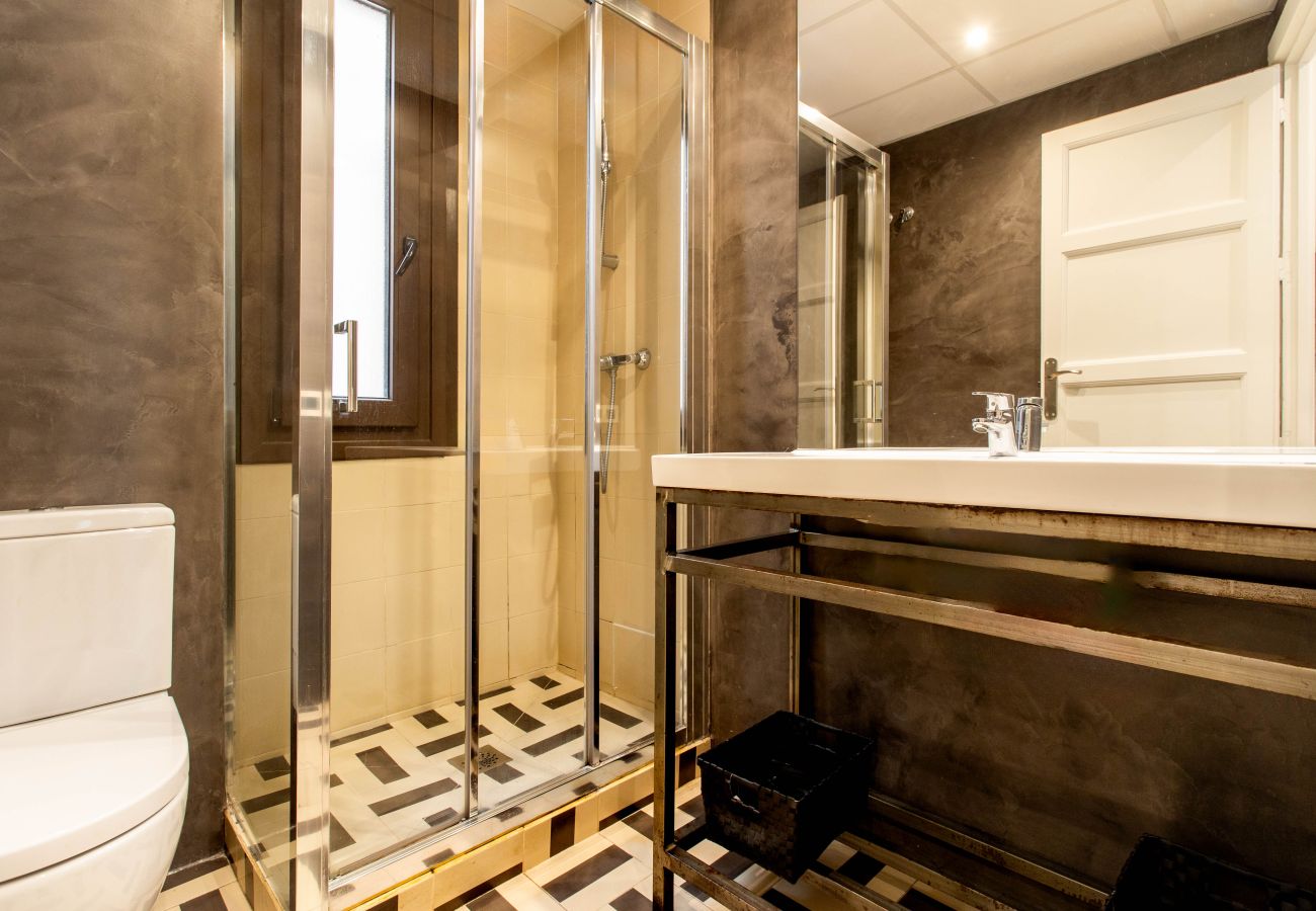 Apartment in Madrid - Apolo V apartment in Tirso de Molina