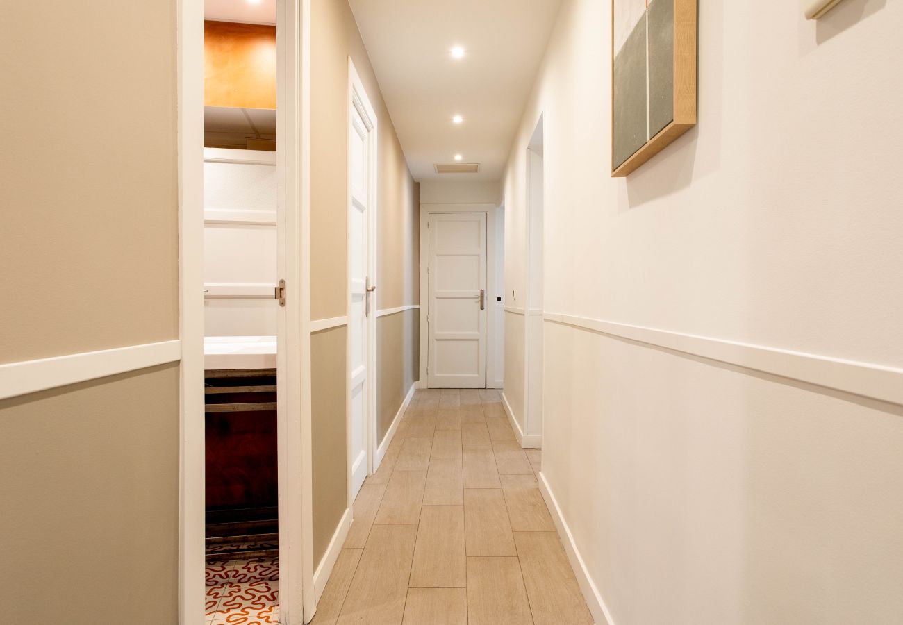 Apartment in Madrid - Apolo V apartment in Tirso de Molina