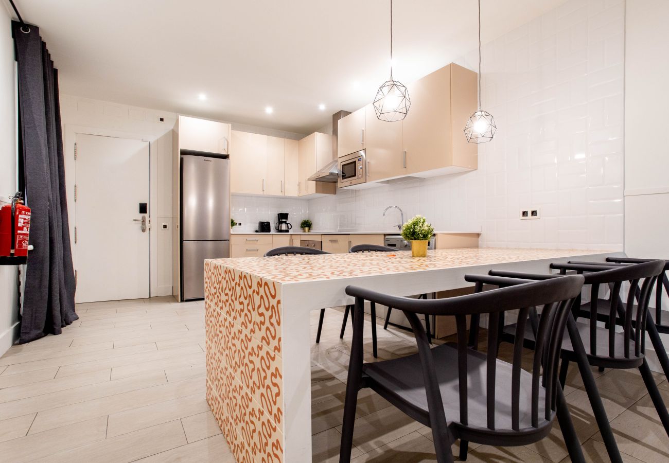 Apartment in Madrid - Apolo I apartment in Tirso de Molina