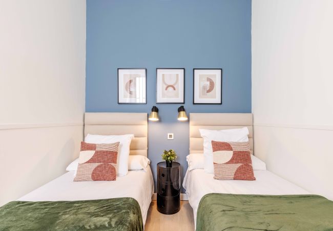 Apartment in Madrid - Apolo Loft apartment in Tirso de Molina Apartment in Madrid - Apolo Loft apartment in Tirso de Molina