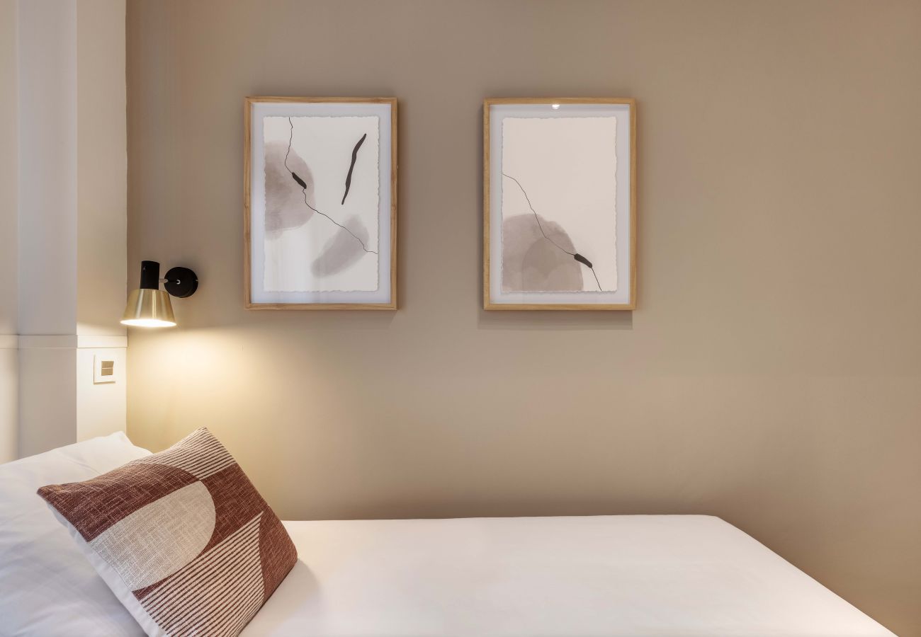 Apartment in Madrid - Apolo Loft apartment in Tirso de Molina