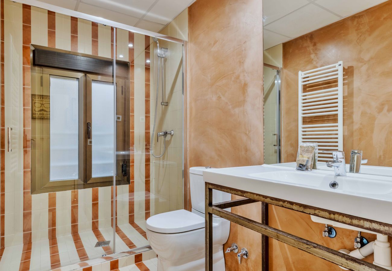 Apartment in Madrid - Apolo Loft apartment in Tirso de Molina