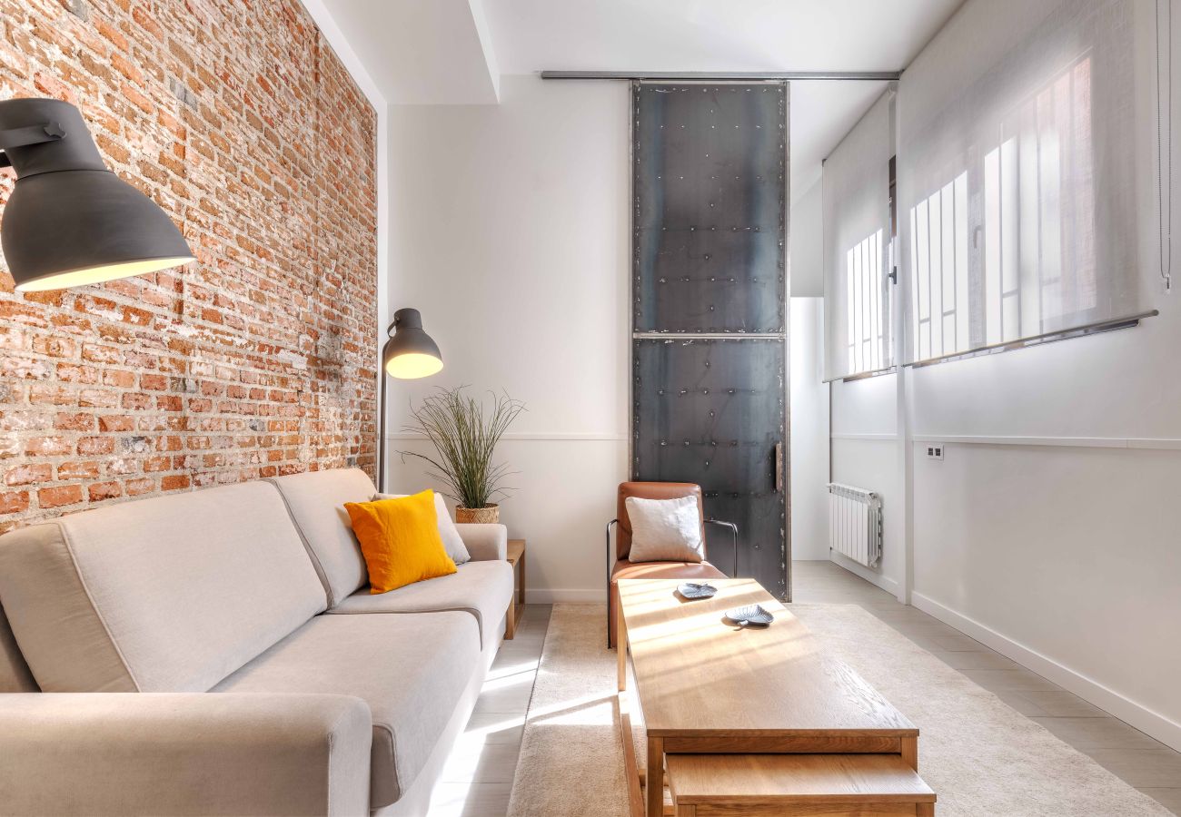 Apartment in Madrid - Apolo Loft apartment in Tirso de Molina