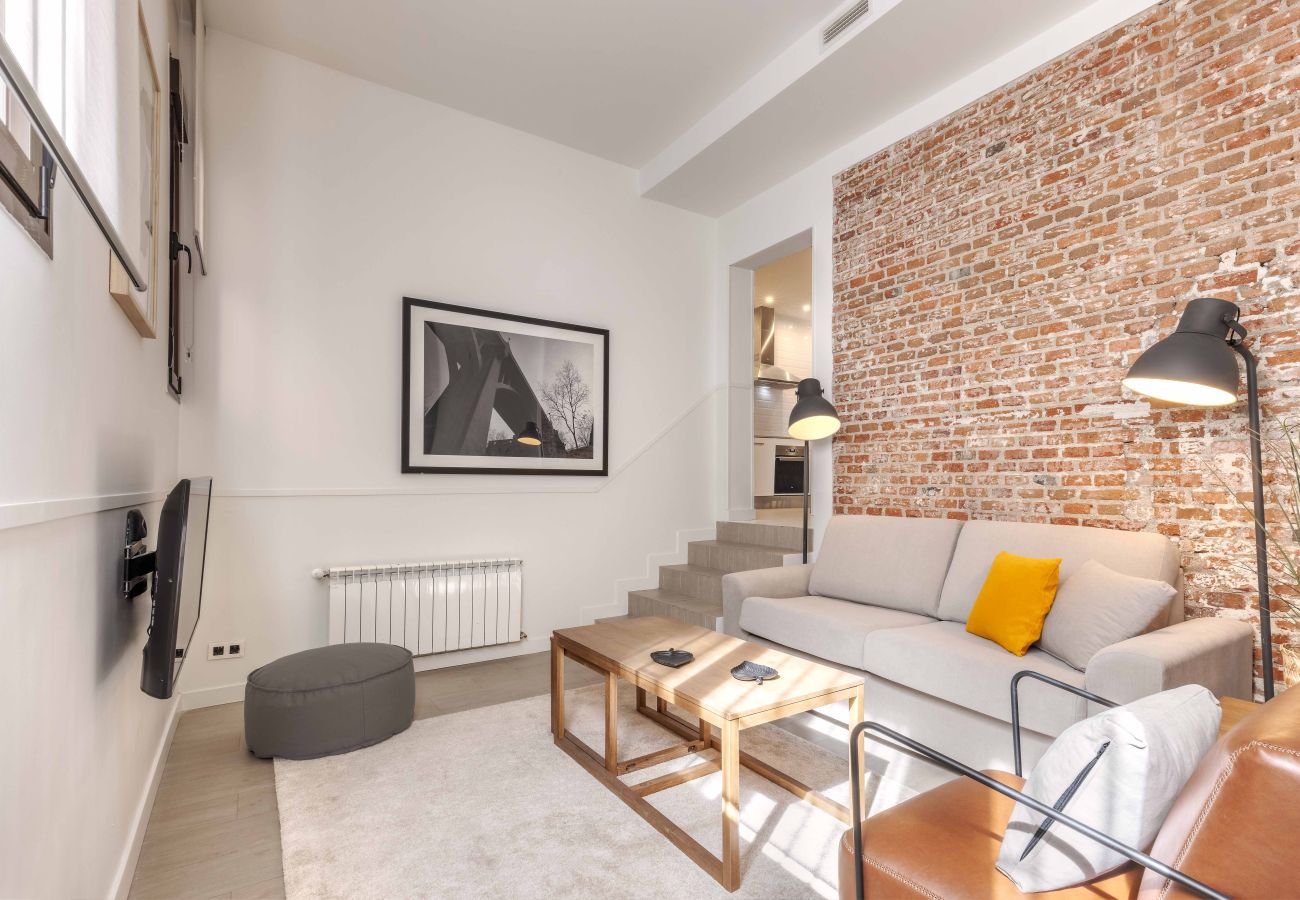 Apartment in Madrid - Apolo Loft apartment in Tirso de Molina