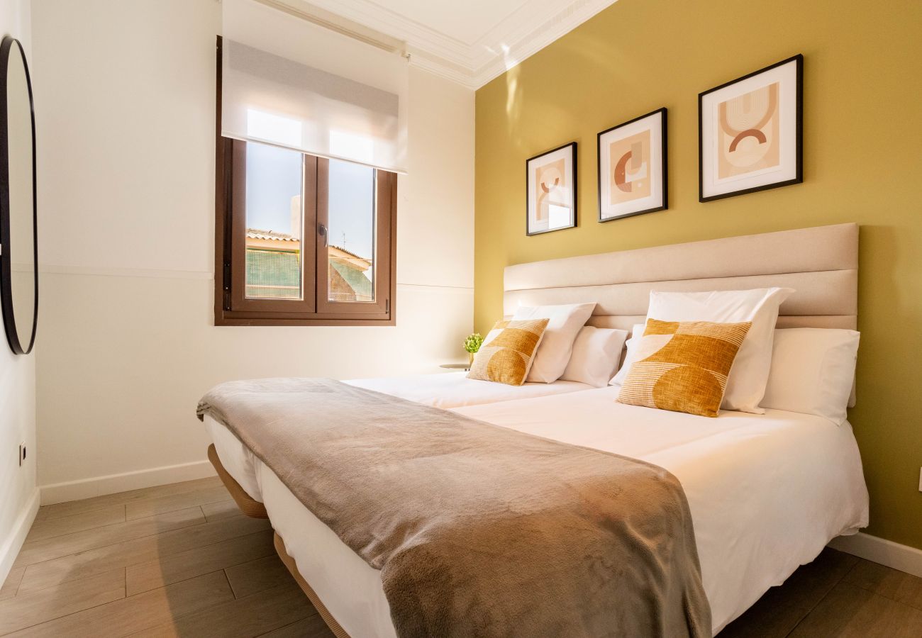Apartment in Madrid - Apolo Terrace II apartment in Tirso de Molina