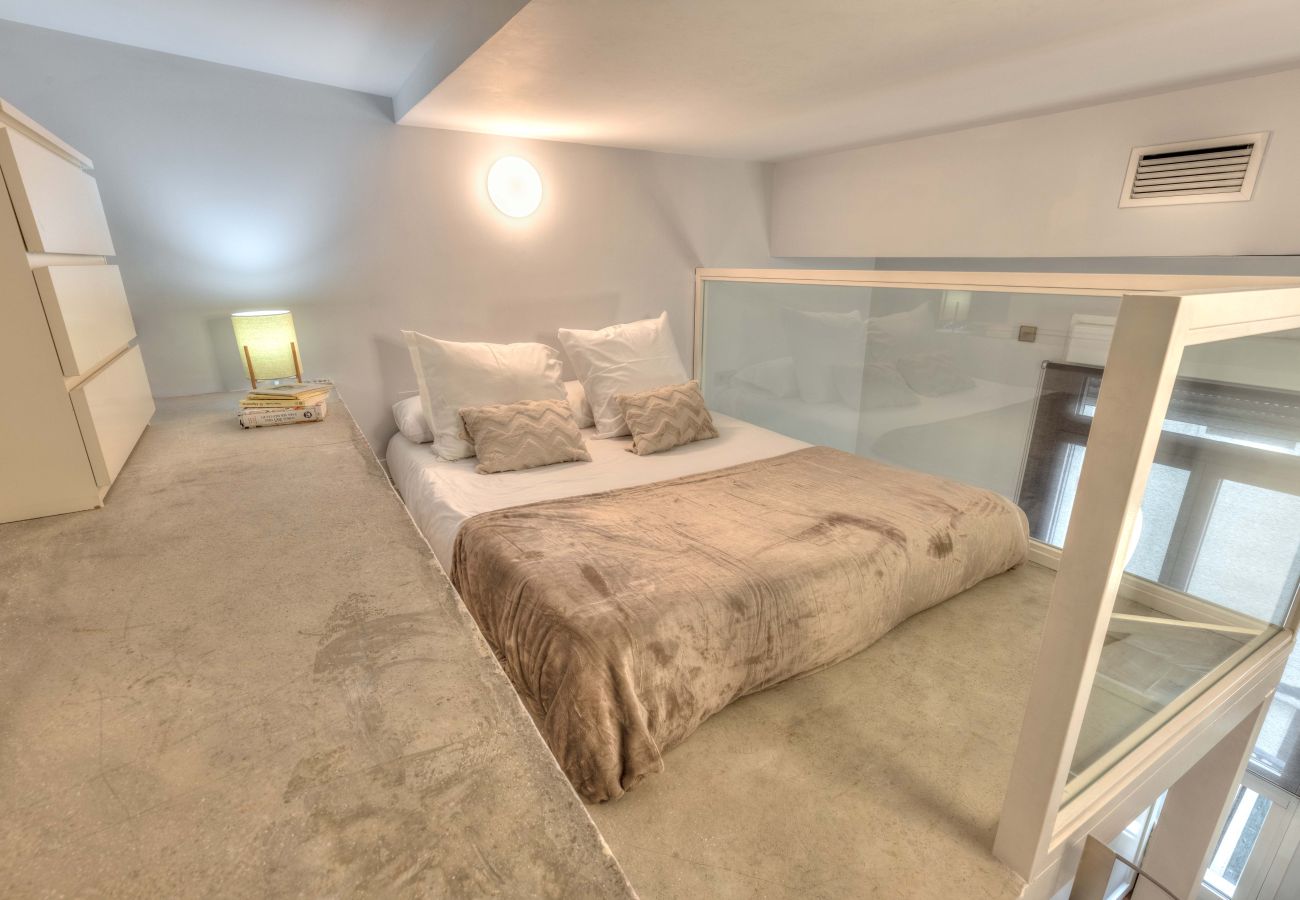 Apartment in Madrid - Gran Via Place apartment in Madrid 