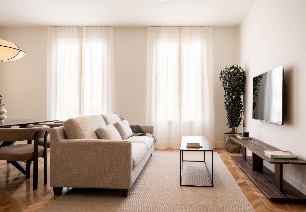 Apartment in Madrid - Almagro Design I apartment in Madrid