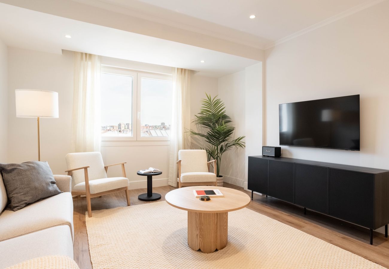 Apartment in Madrid - Adelfas II apartment in Madrid 