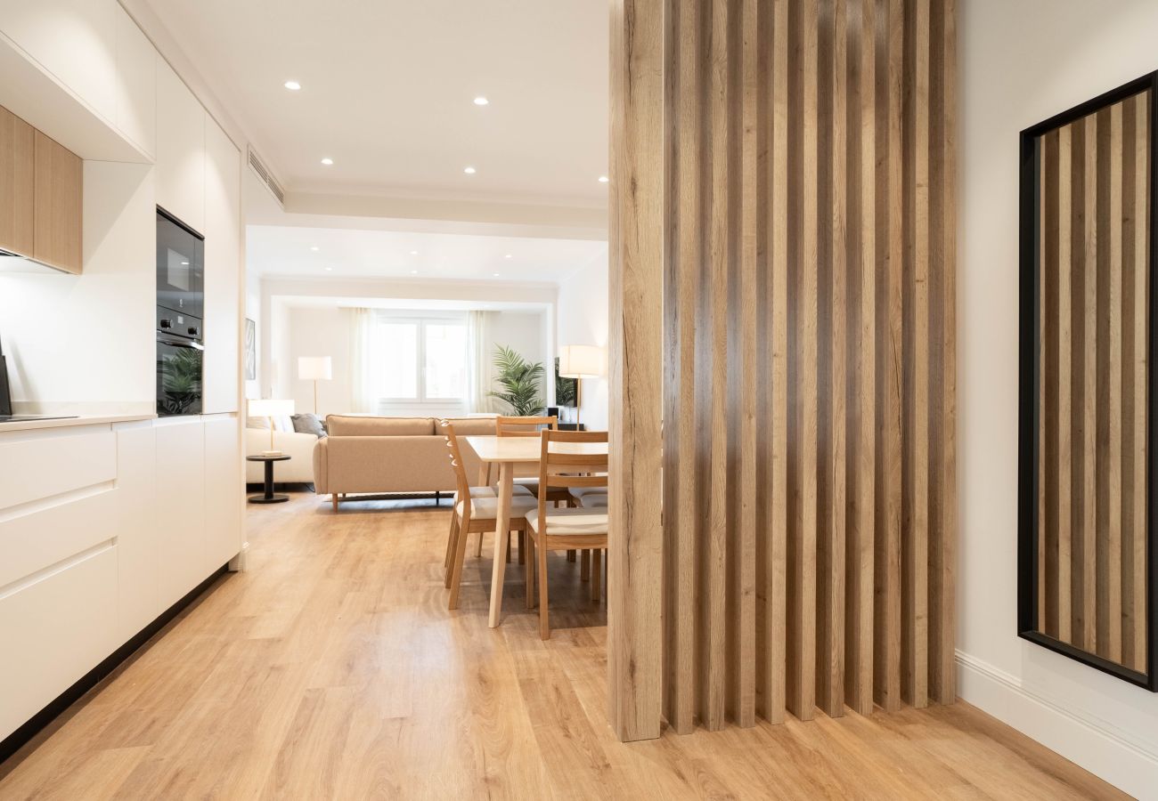 Apartment in Madrid - Adelfas IV apartment in Madrid 