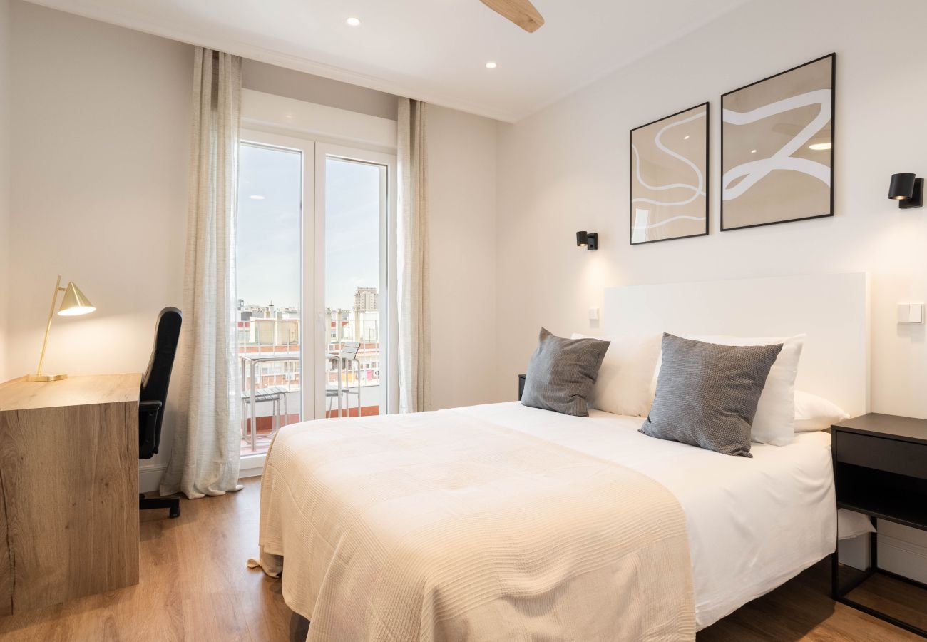 Apartment in Madrid - Adelfas V apartment in Madrid 