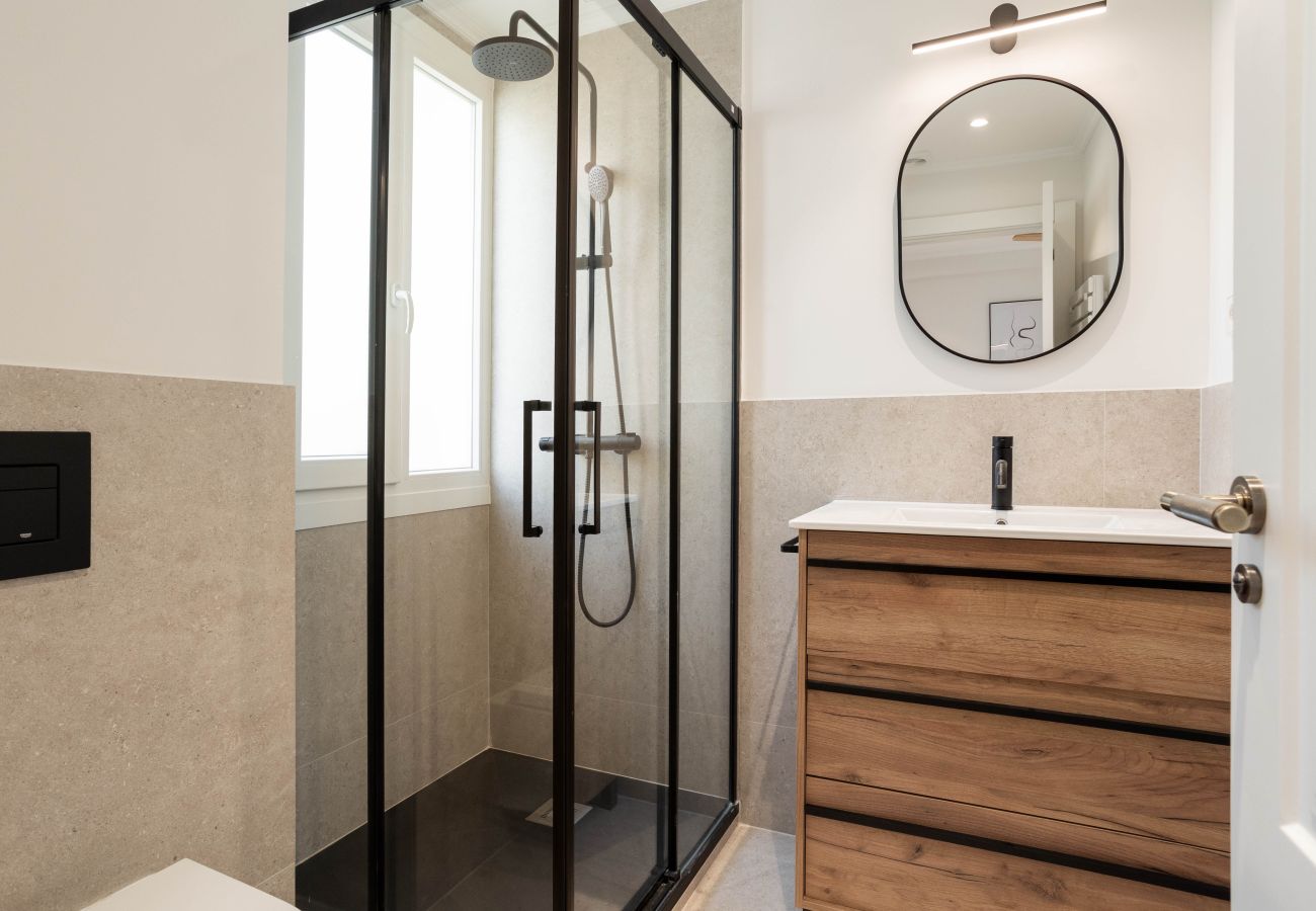 Apartment in Madrid - Adelfas V apartment in Madrid 