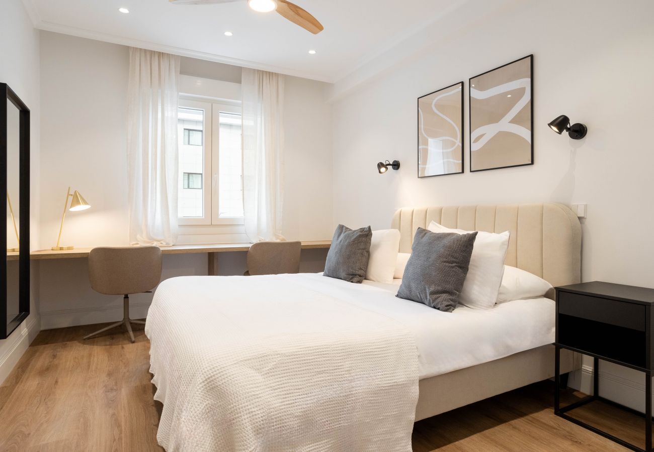 Apartment in Madrid - Adelfas I apartment in Madrid 