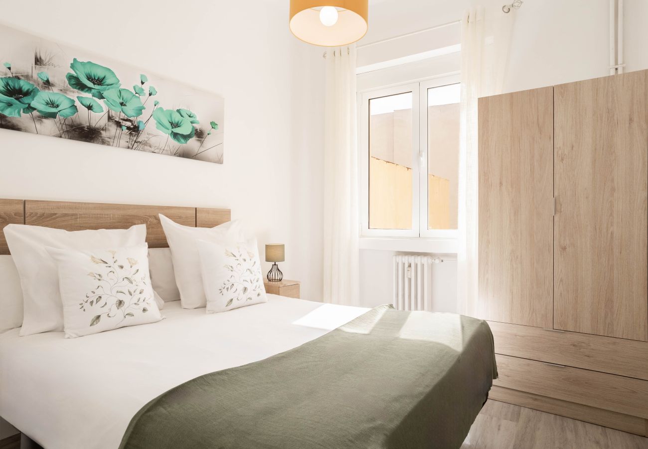 Apartment in Madrid - Artes Exclusive XIV apartment in Madrid 