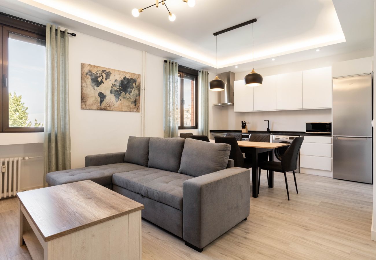 Apartment in Madrid - Artes Exclusive XIV apartment in Madrid 