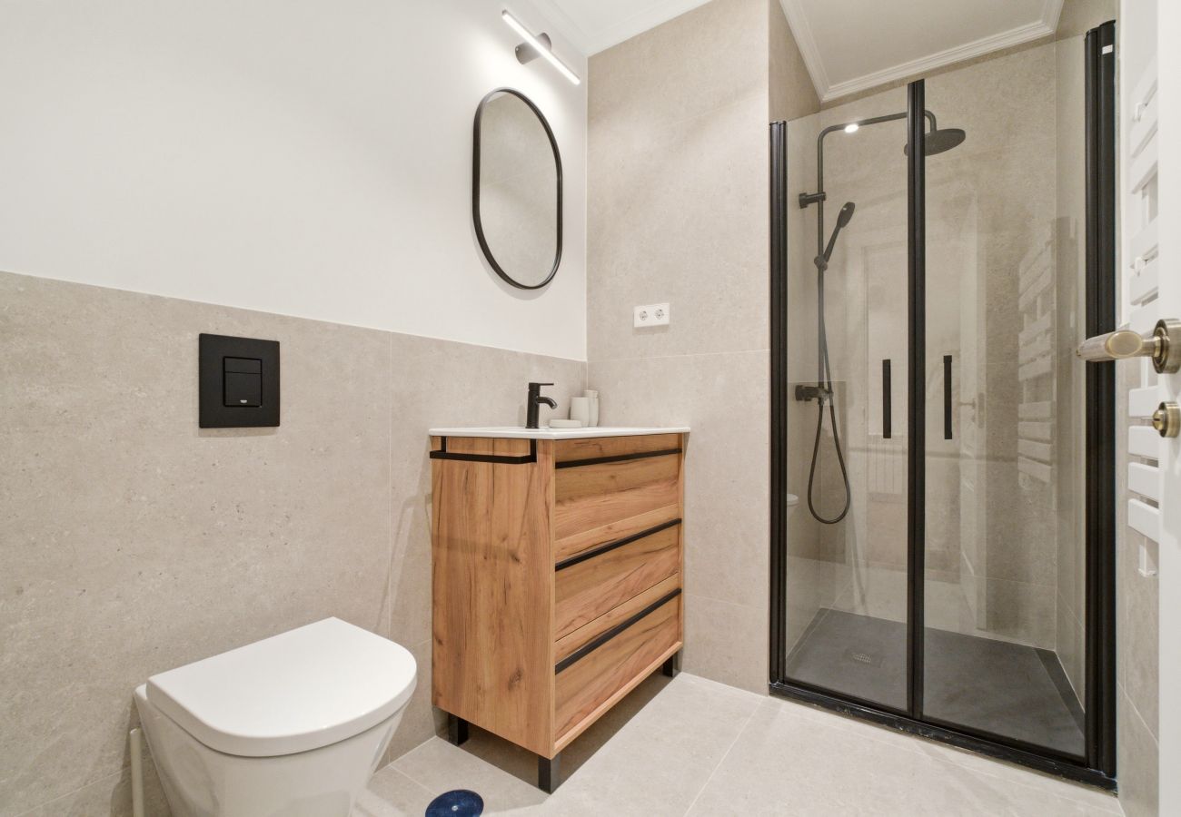 Apartment in Madrid - The Alcala  Design I apartment in Madrid