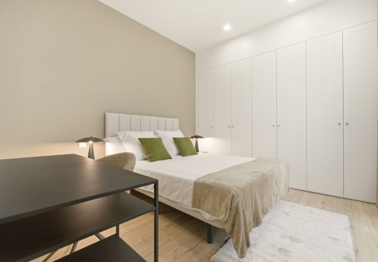 Apartment in Madrid - Teatro Terrace II apartment in Madrid 