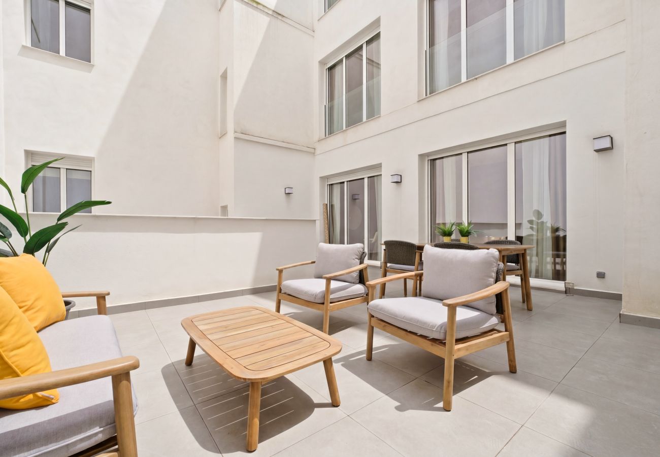 Apartment in Madrid - Teatro Terrace II apartment in Madrid 