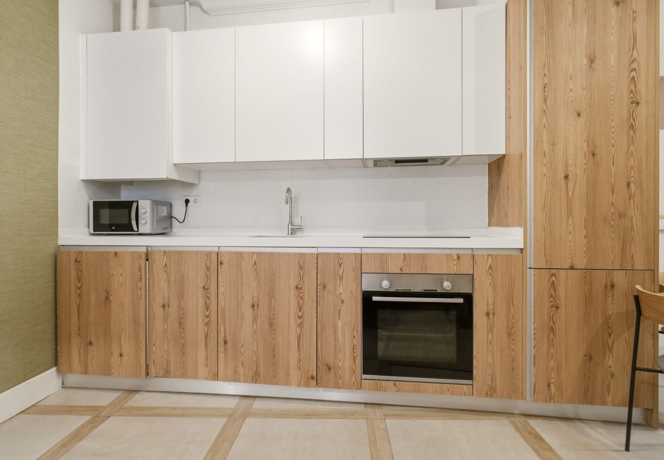 Studio in Madrid - Casa Cortes II apartment in Madrid 