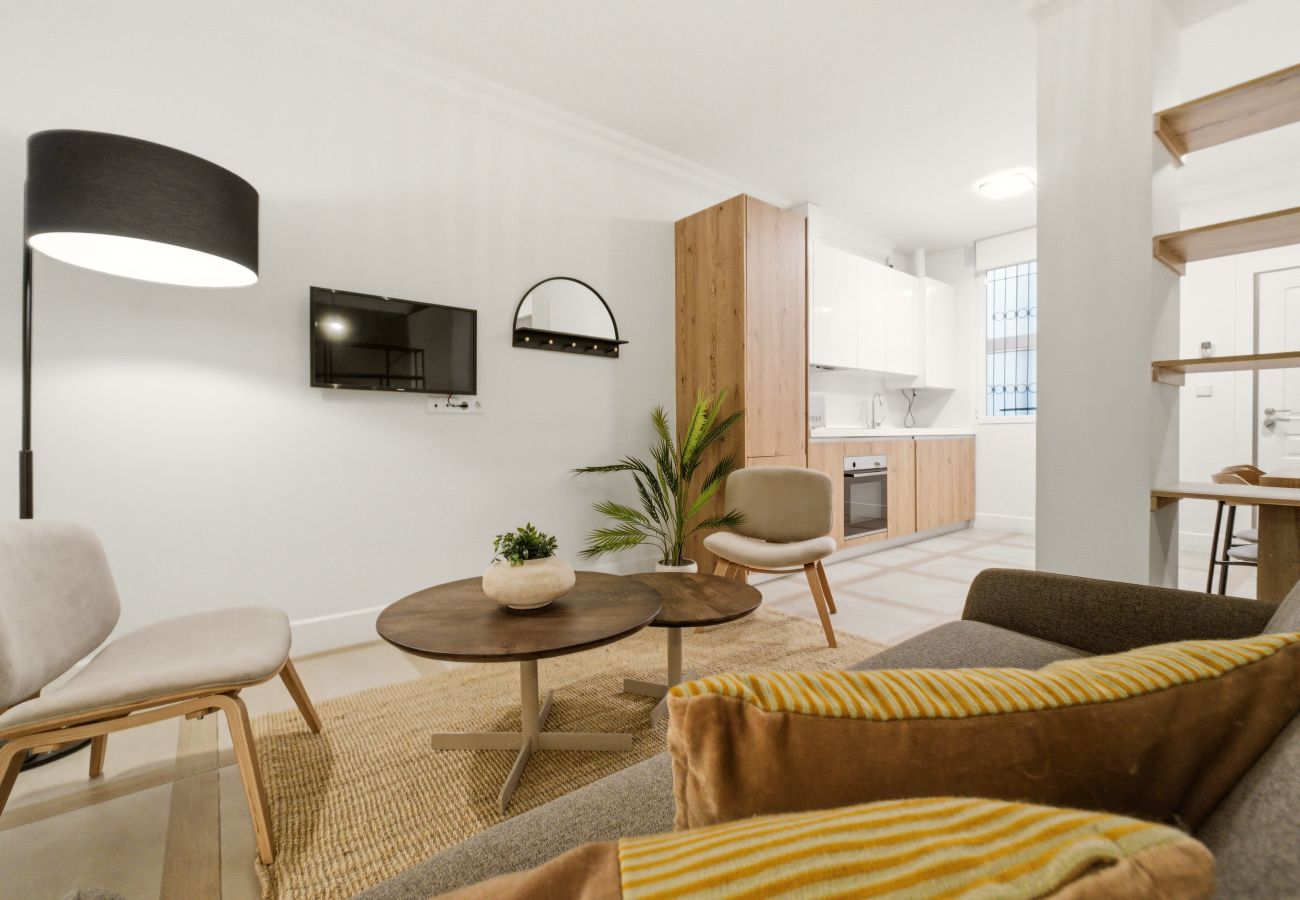 Studio in Madrid - Casa Cortes III apartment in Madrid 