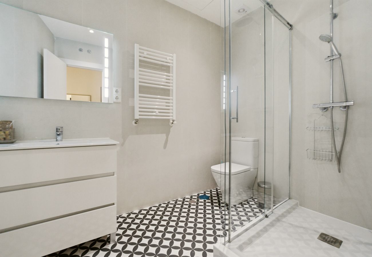 Apartment in Madrid - Casa Cortes IV apartment in Madrid 
