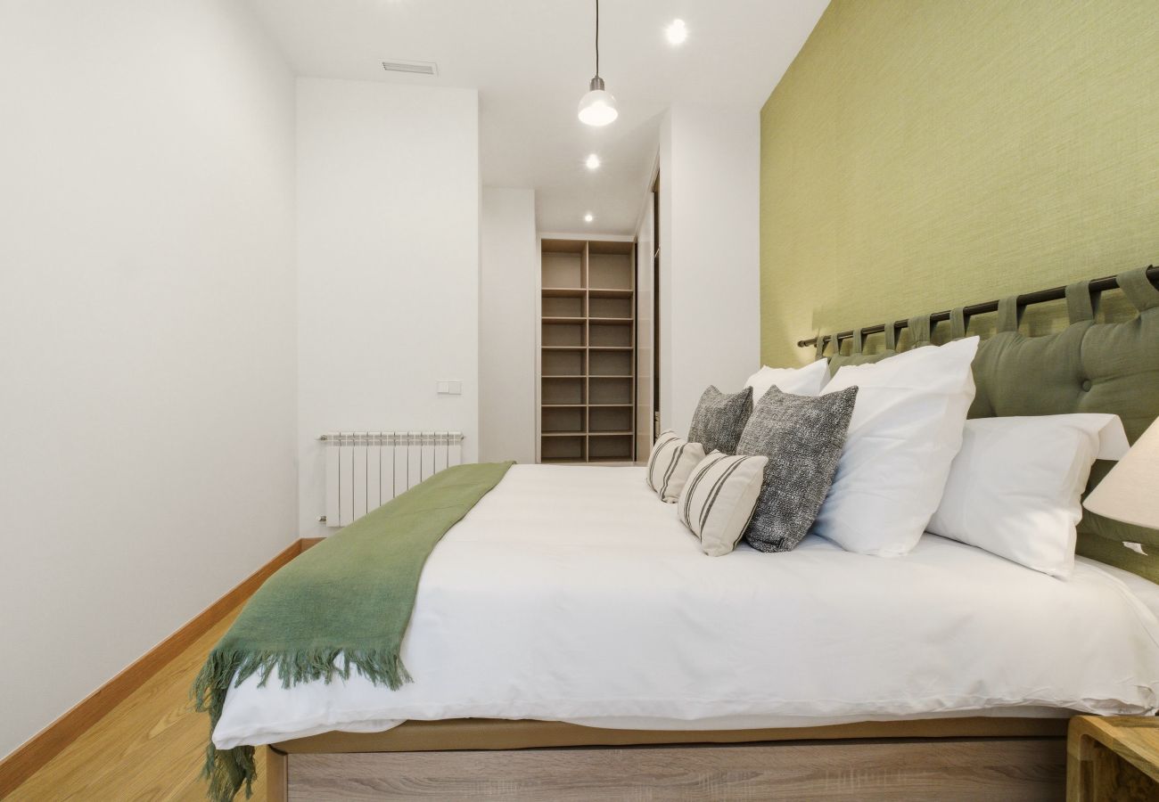 Apartment in Madrid - Casa Cortes IV apartment in Madrid 