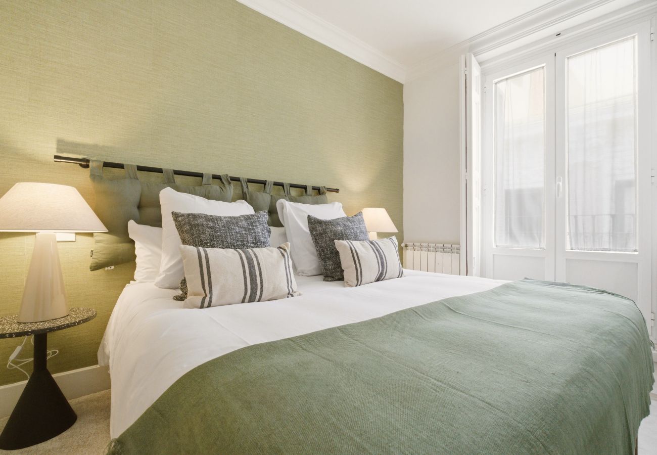 Apartment in Madrid - Casa Cortes X apartment in Madrid 