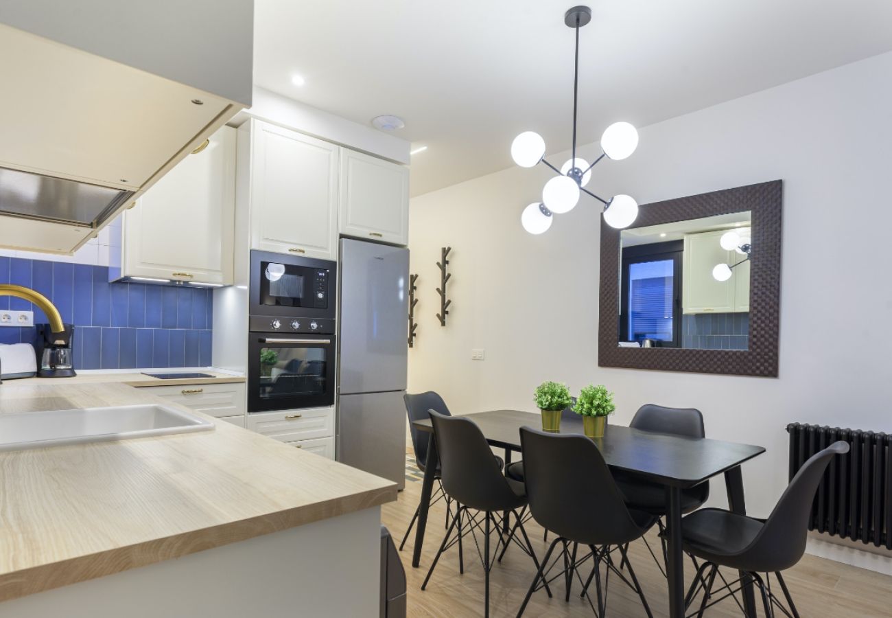 Apartment in Madrid - 4 Ways XIII apartment in Madrid 