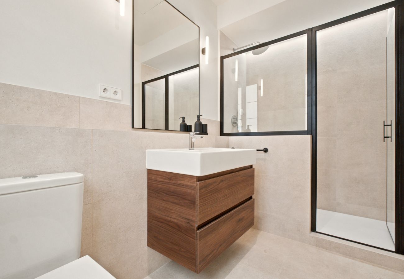 Apartment in Madrid - Almagro Luxe II apartment in Madrid 