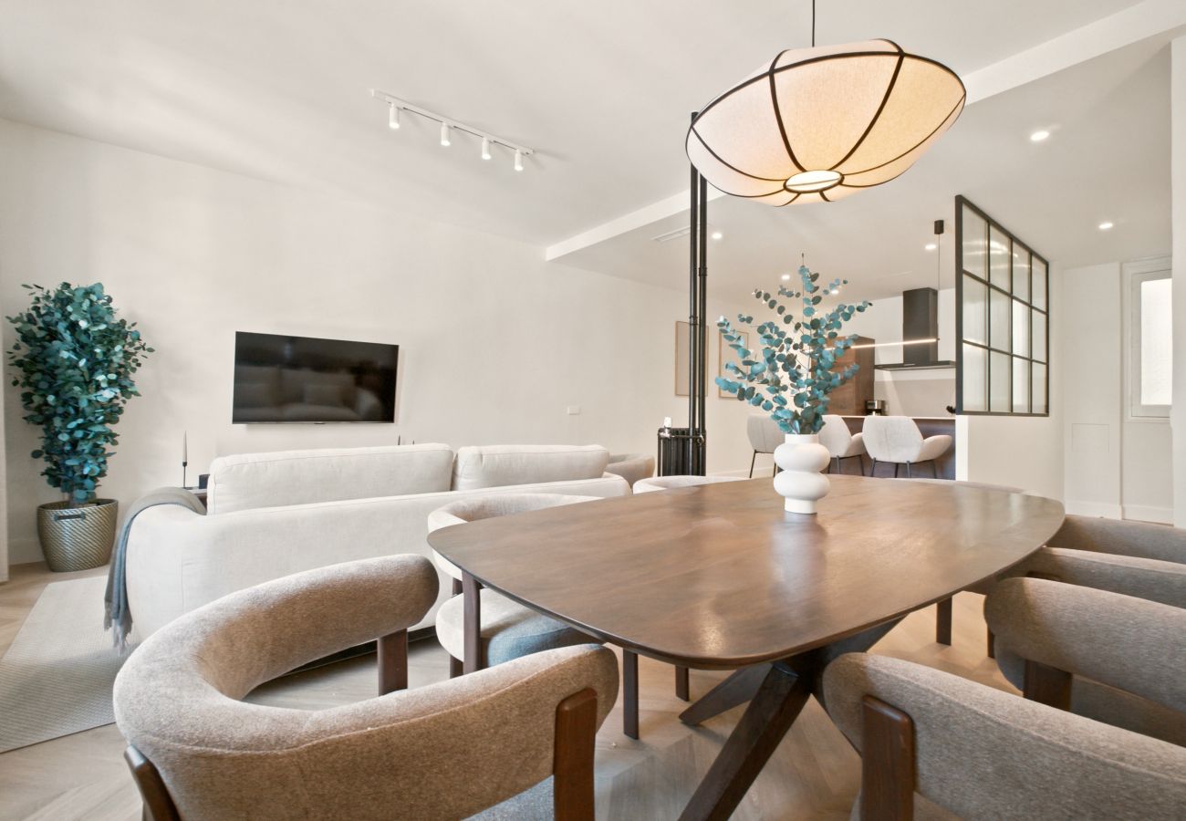 Apartment in Madrid - Almagro Luxe II apartment in Madrid 