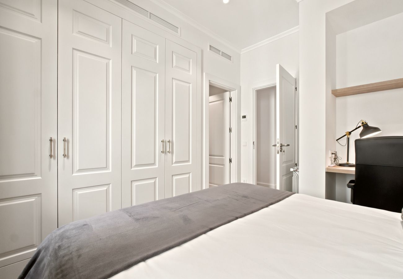 Apartment in Madrid - The Alcala Luxe IV apartment in Madrid 