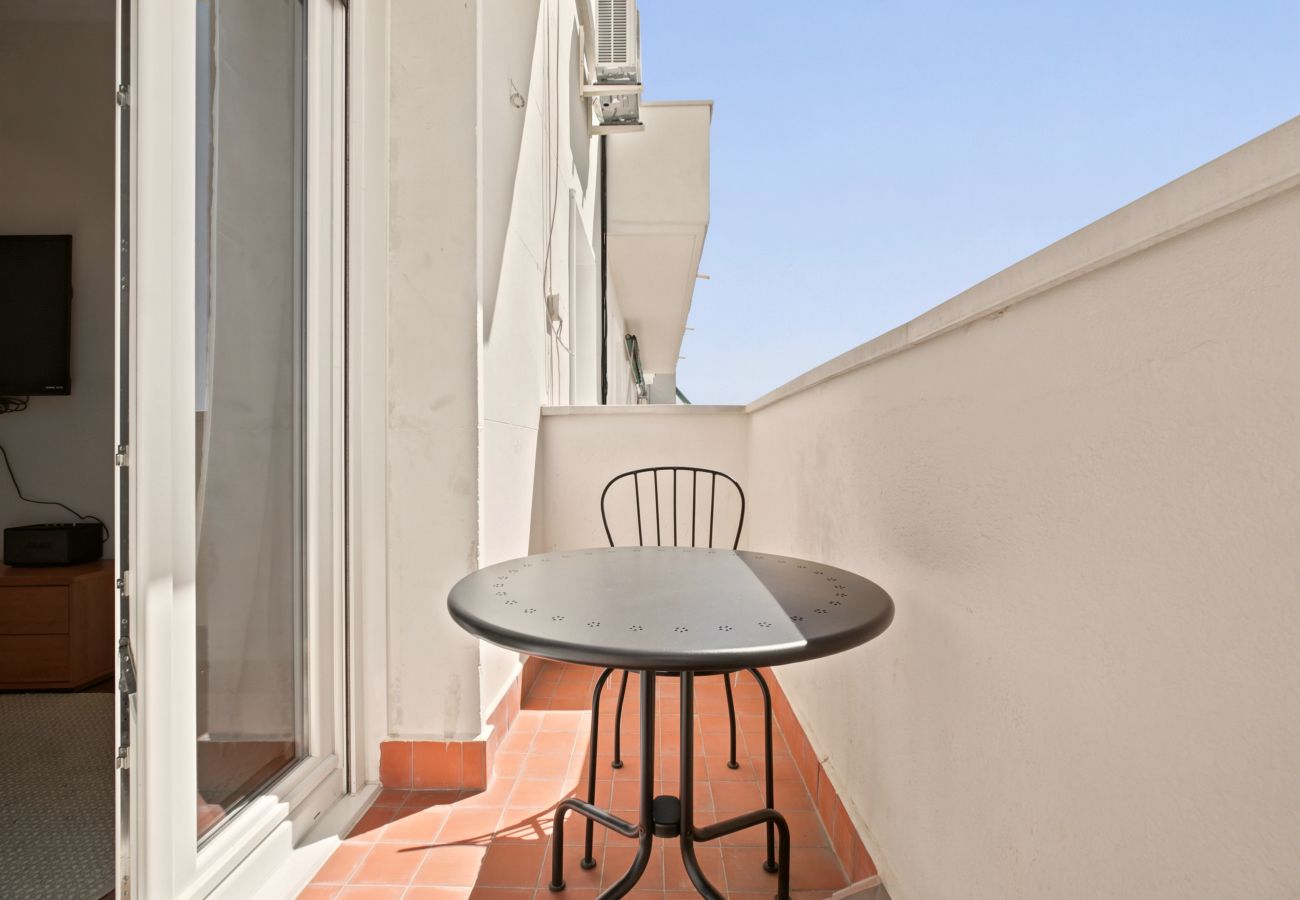 Apartment in Madrid - The Alcala Luxe V apartment in Madrid 