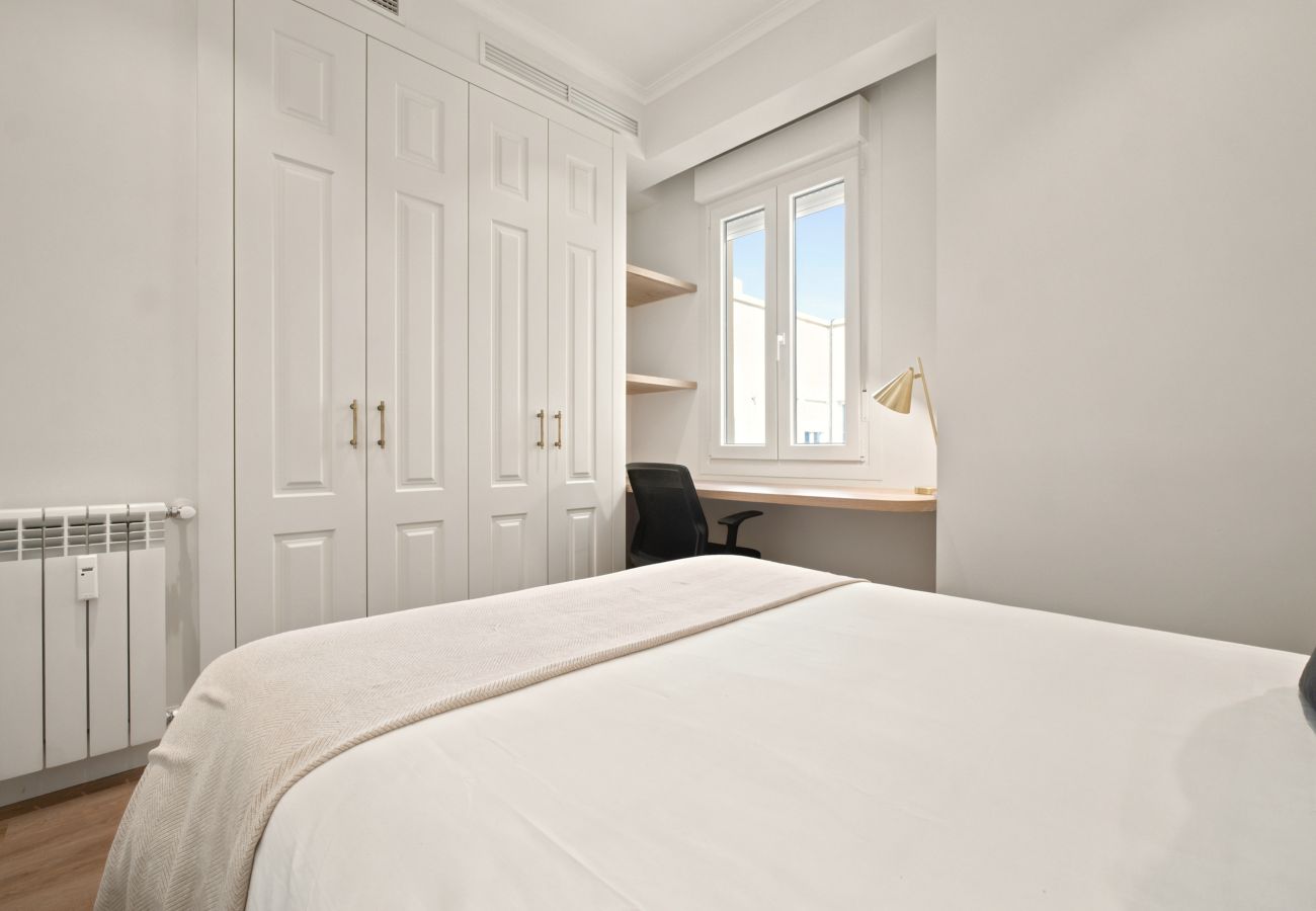 Apartment in Madrid - The Alcala Luxe VI apartment in Madrid 