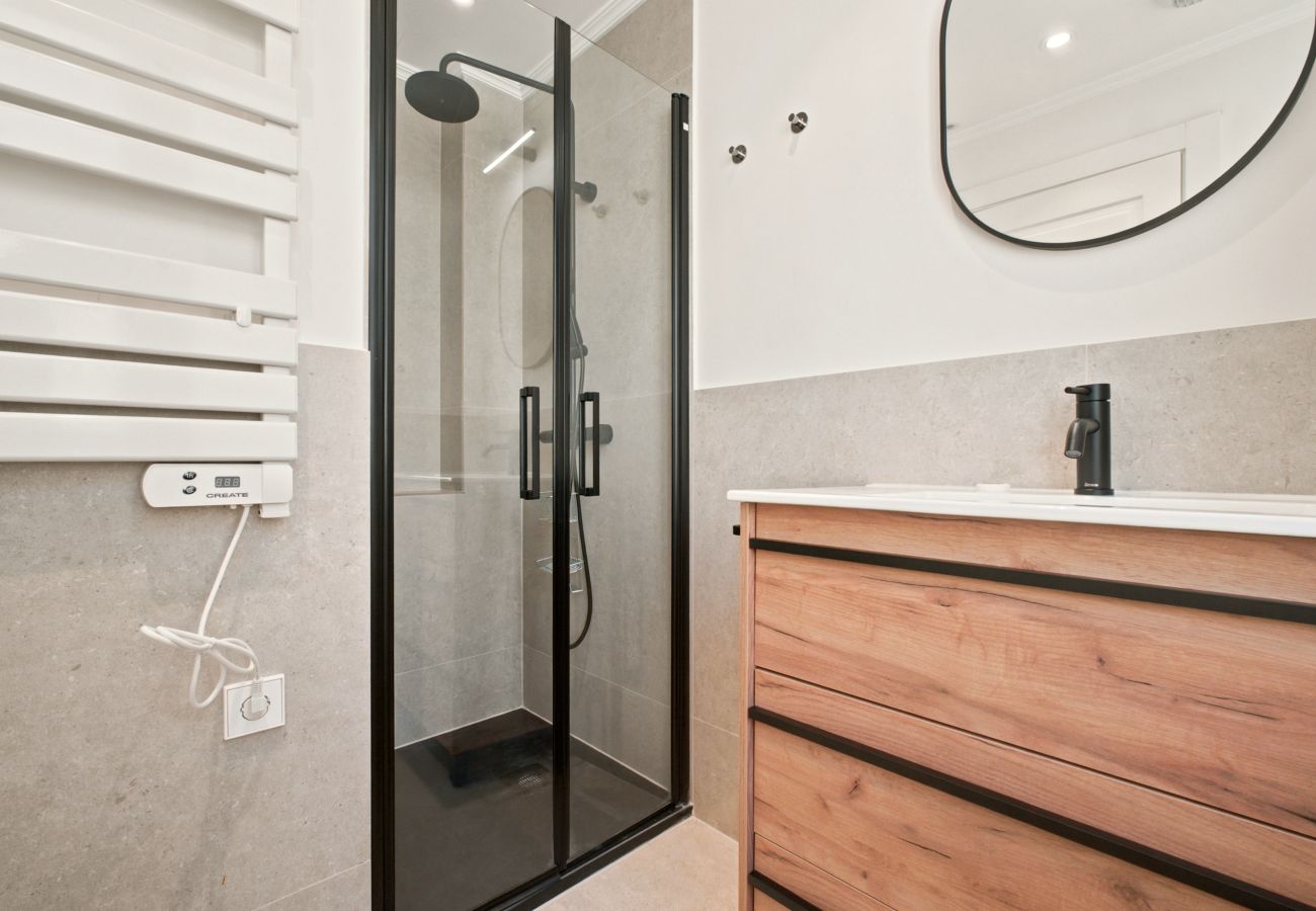 Apartment in Madrid - The Alcala Luxe VI apartment in Madrid 